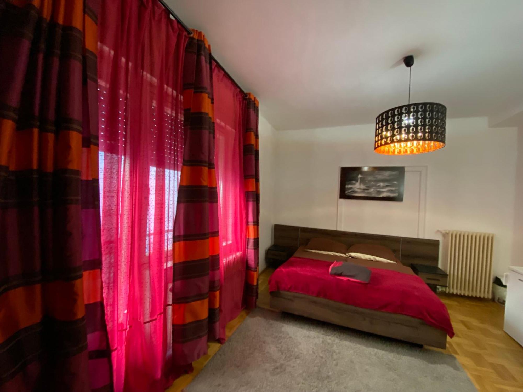 Holiday Apartments & Rooms Next Danube Promenade 부다페스트 외부 사진